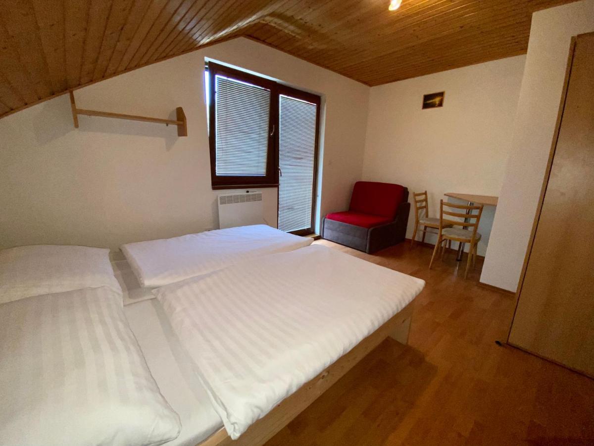 Apartmany Alma Vyhne Exterior foto